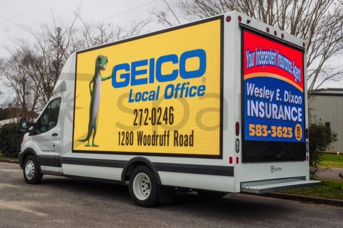 High Brightness Truck Mounted Led Display Full Color P6 P8 P10 2 Years Warranty 4