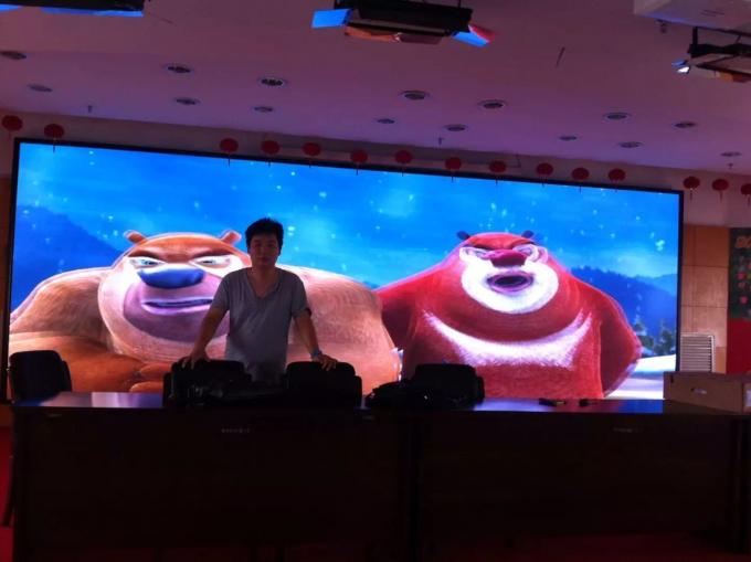 High quality and lower price Indoor P2.5 led display module for Video  Advertising 2