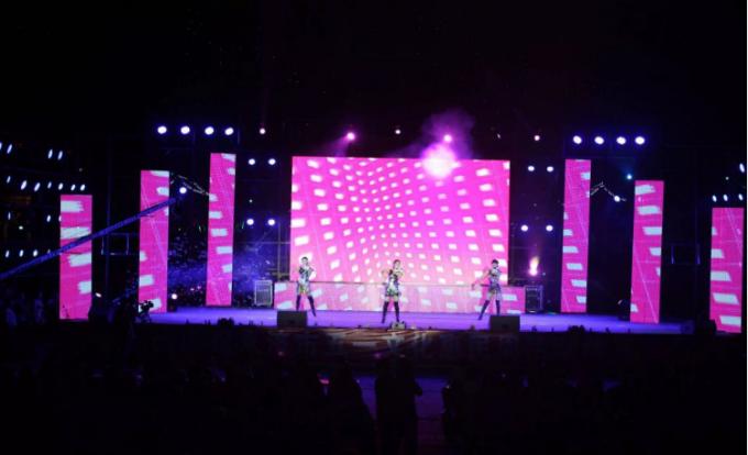 Good price Outdoor P3.91 rental led screen stage for with video and advertising 1