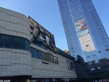 best price ultra light outdoor p10 led display screen billboard