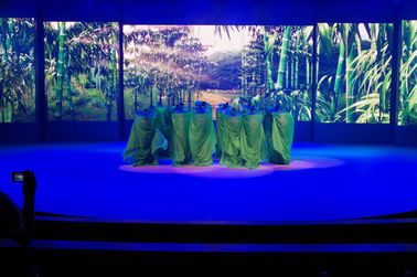 Long lifespan full color led display screen , video hd p10 outdoor led display
