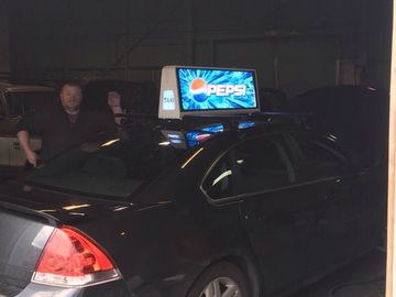 3G 4G Taxi Roof Led Display / Led Screen For Taxi Top Sign Advertising 25 kg