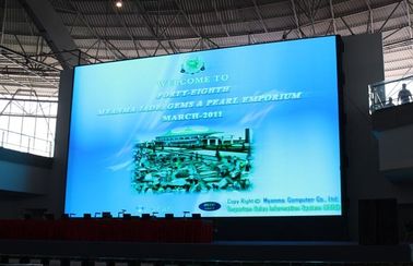 Slim Indoor High Definition Led Billboard Display Full Color SMD 3in1 CE Rohs