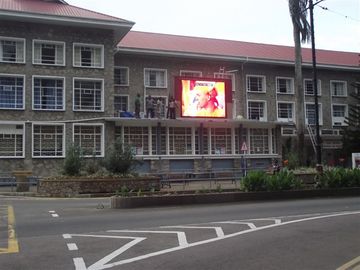 Iron 6.67mm Outdoor Digital Advertising Screens , Full Color Led Display DIP3IN1 Modules