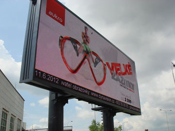 buy Full Color Commercial Led Video Billboard Advertising 16dots * 8dots online manufacturer